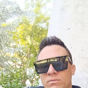 Meet your Posher, Jorge